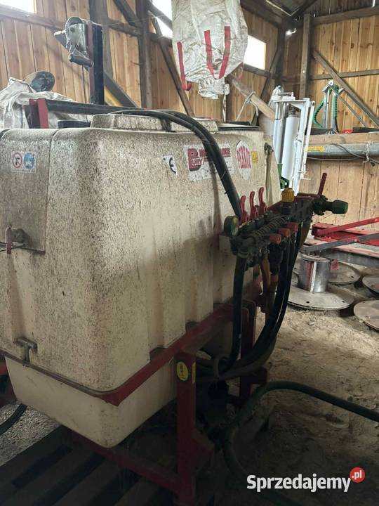 Sprzedam opryskiwacz bury 600l Mościska