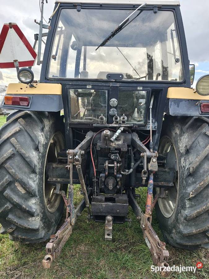 Leyland 704 z turem Traktor Case 1490 wielkopolskie Kalisz