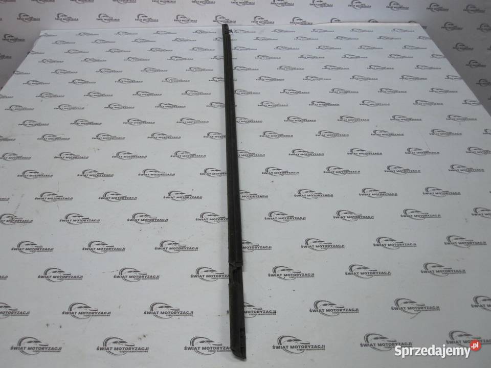 HONDA CIVIC VIII 07r listwa prawa przód