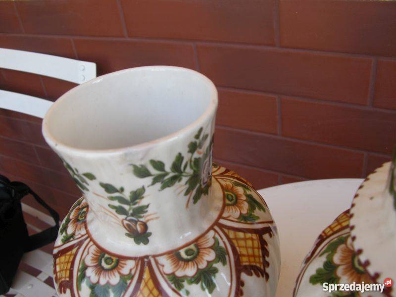 stara ceramiczna waza plus wazony