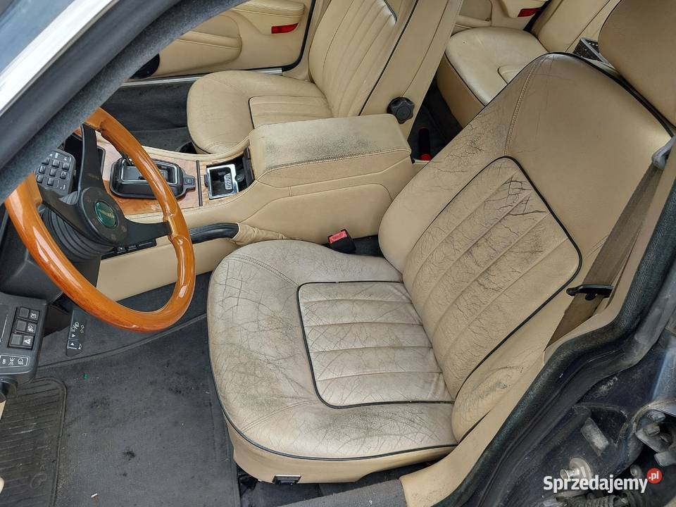 Jaguar XJ JAGUAR XJ40 lift 40l R6 233 benzyna wielkopolskie