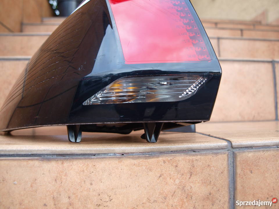 Peugeot 5008 lampa lewa tył 2017 2019r europa osobowe Kalisz