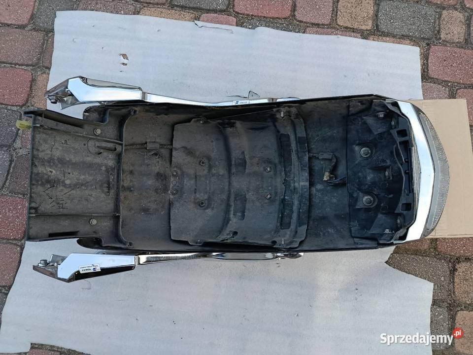 yamaha raider xv 1900 błotnik tył lampa ramka Głogów Małopolski