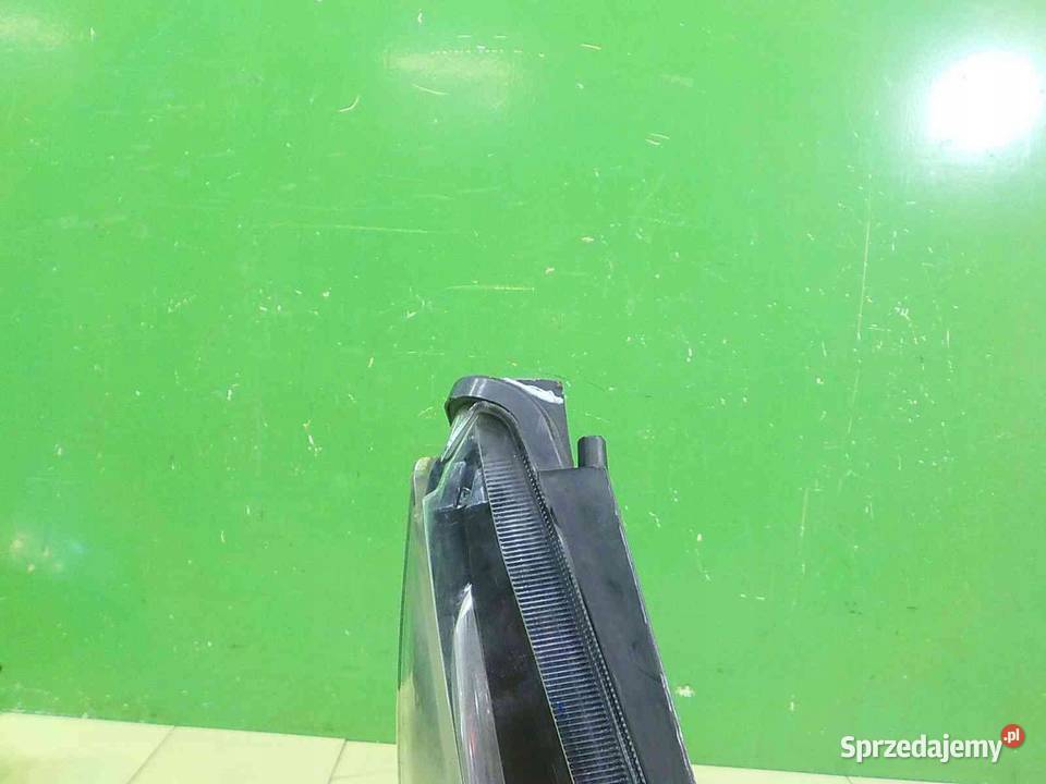 TOYOTA AVENSIS T27 T29 III LIFT II 17r lampa Suków