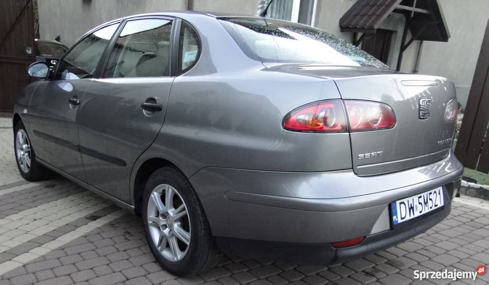 Seat Cordoba 14 benzyna produkcji 2005 centralny zamek Cordoba Cordoba Olkusz