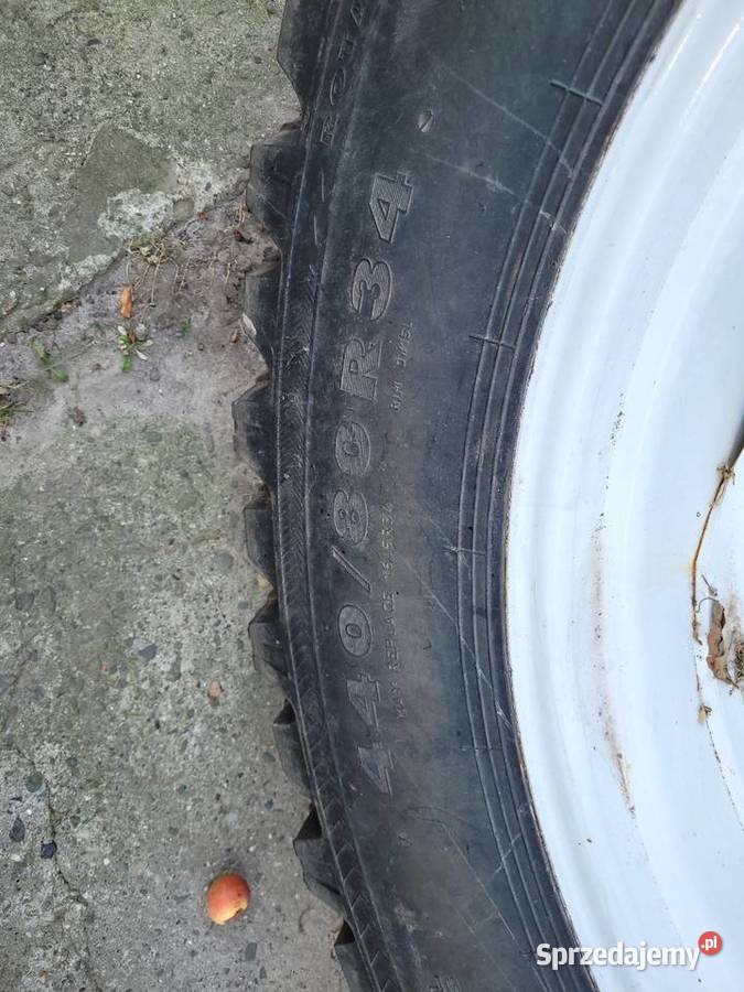 Koła NOKIAN TRI zimowe leśne ciagnika Holland