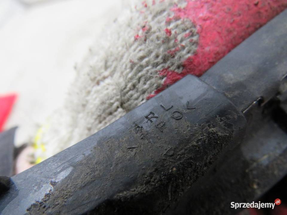 LISTWA SZYBY LEWY TYŁ LAND CRUISER 120