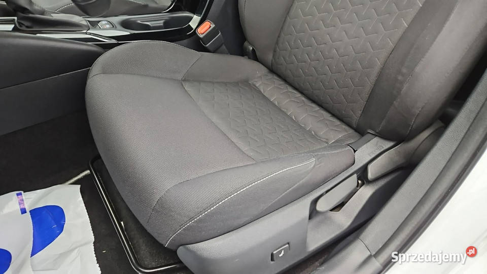 Toyota Corolla 20 Hybrid Trek Z Polskiego Salonu biały mazowieckie Warszawa