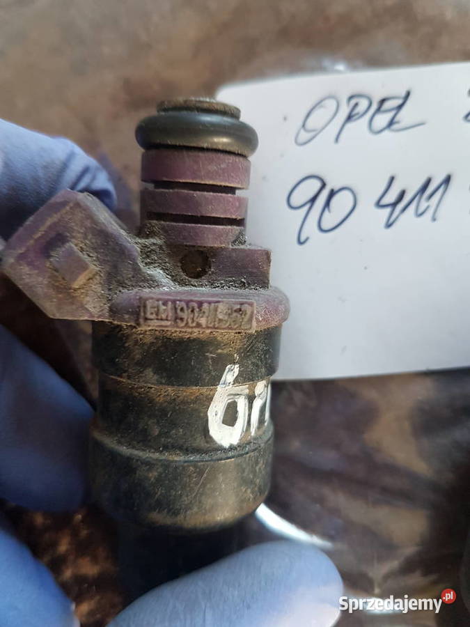 OPEL ASTRA OMEGA 20 BENZYNA WTRYSKIWACZ WTRYSK Turek