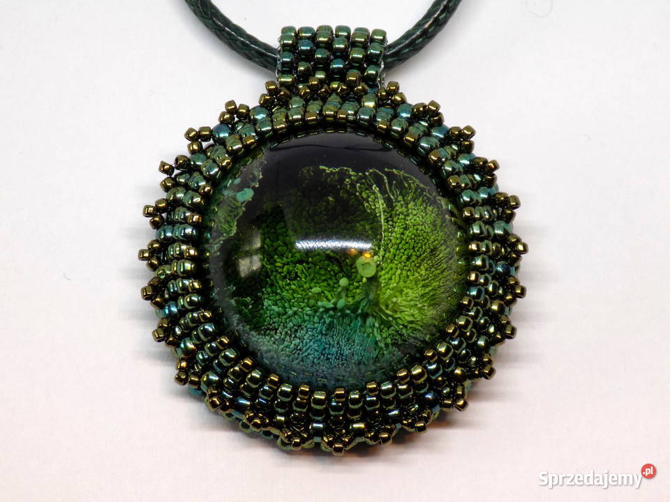 WISIOREK MINI Z ŻYWICĄ ZŁOCISTA ZIELEŃ