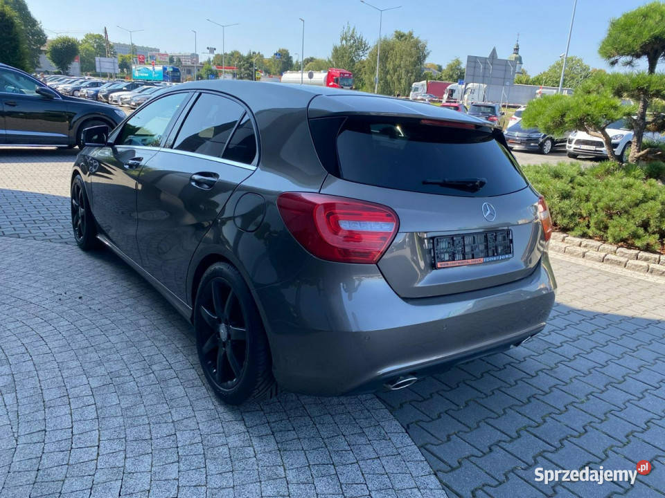 Mercedes A 180 LED BiXenon manual navi PDC podgrzewane fotele Żory