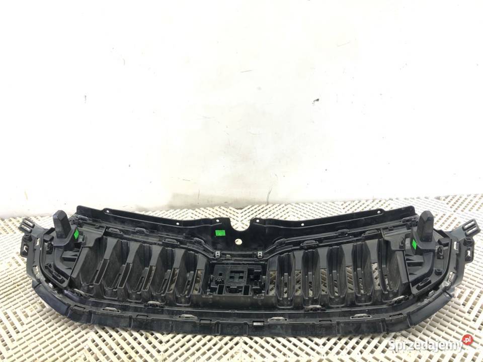 ATRAPA GRILL SKODA KAMIQ 658853653C Crossover