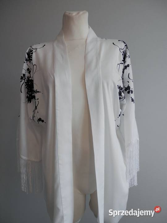 Narzutka Kimono Blezer Tunika Biała z Frędzlami Łomża