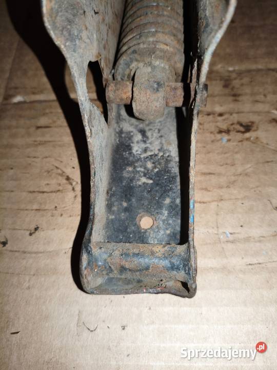 Podstawa siedzenia przedniego że sprężyną IŻ49 Siedzenia Leszno