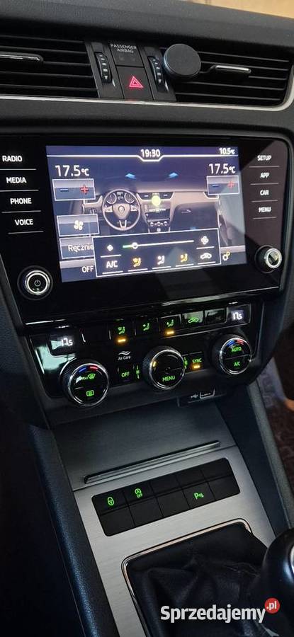 Skoda Octavia III Salon elektryczne lusterka Szadek sprzedam