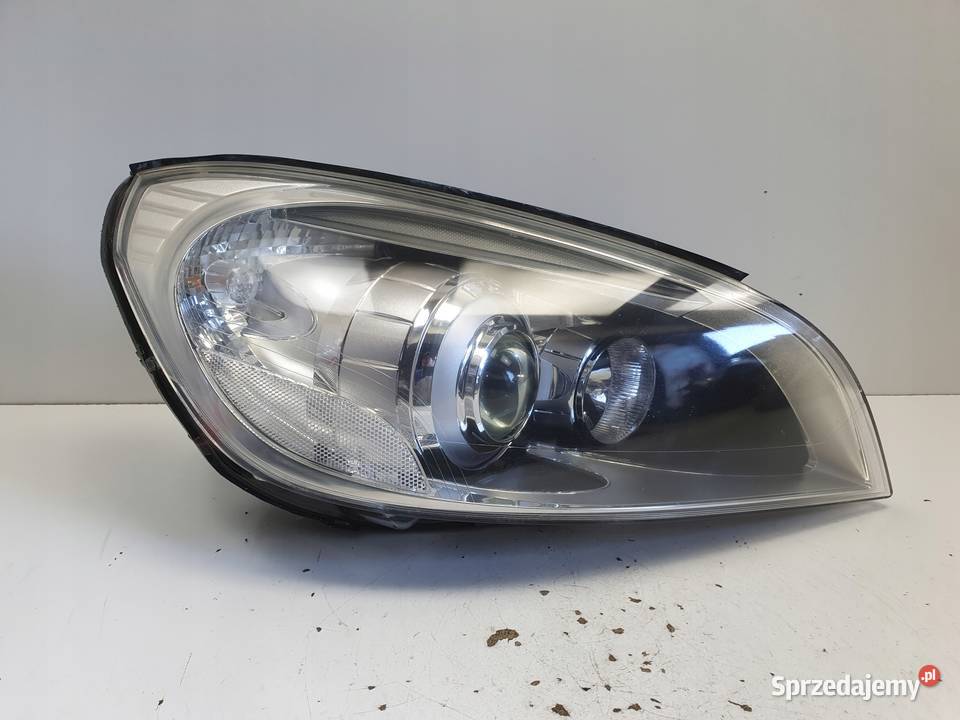Volvo V60 S60 II PRZEDNIA LAMPA PRAWA prawy Oświetlenie Janów