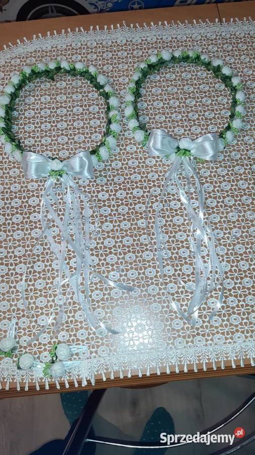 Wianki 2 bialo zielone Borów