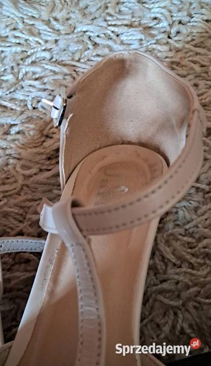 Beżowe buty na obcasie eleganckie Rozmiar 39 brązowy/beżowy Rabka-Zdrój