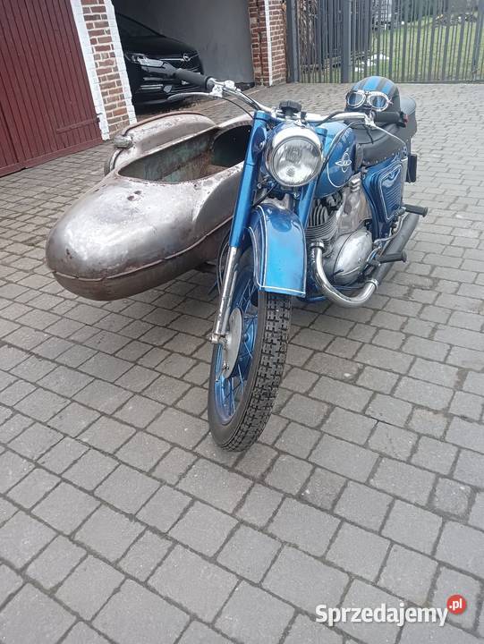 Iż Planeta 350 z 1962 roku z wózkiem