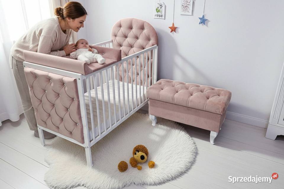 Łóżeczko dla niemowlaka tapicerowane 120x60 pikowane różowe przewijak