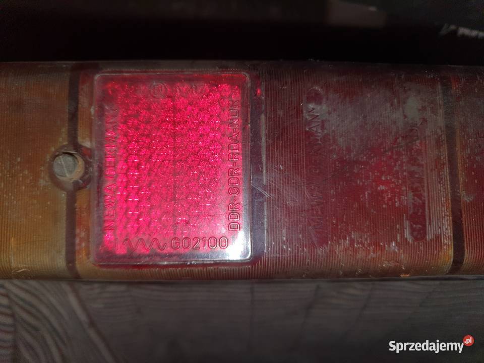 Lampy Klosze światła Wartburg DDR Ruhla AKA Lampy tylne Warszawa