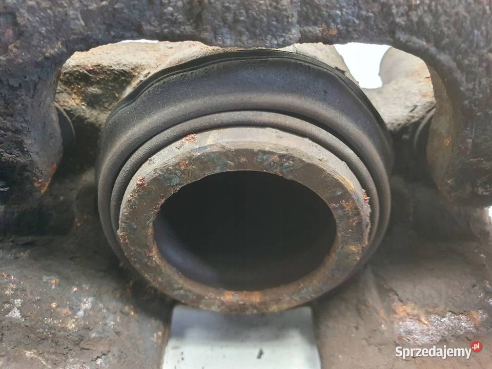 Renault Clio IV LEWY PRZEDNI ZACISK HAMULCOWY Rudka