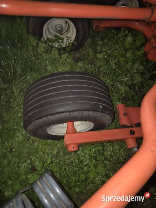 Kuhn GA 6000 zagrabiarka zgrabiarka Nowy Korczyn