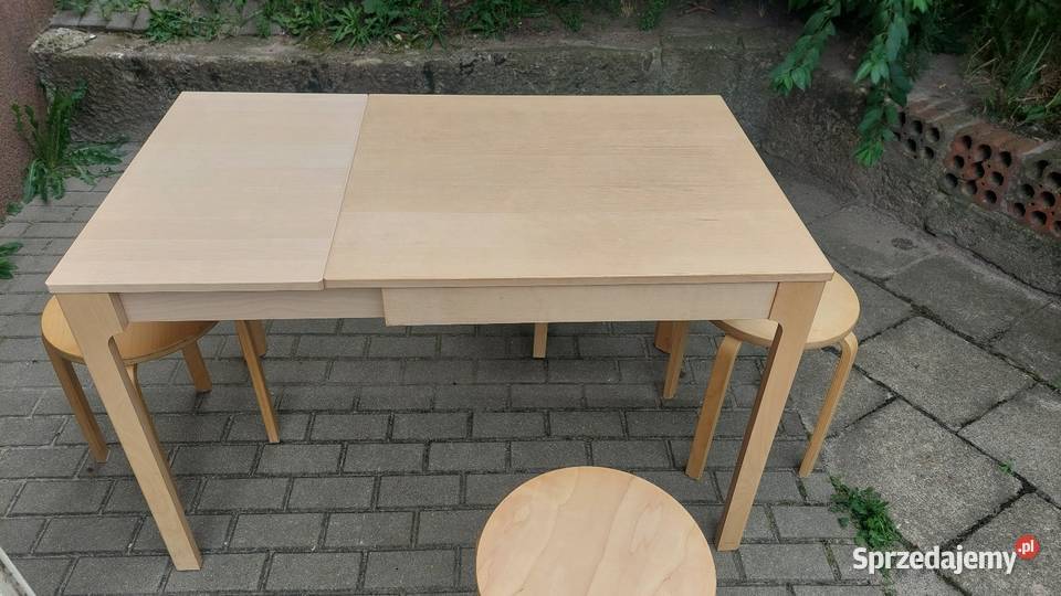 Stół Ikea Ekedalen plus taborety Ikea Frosta