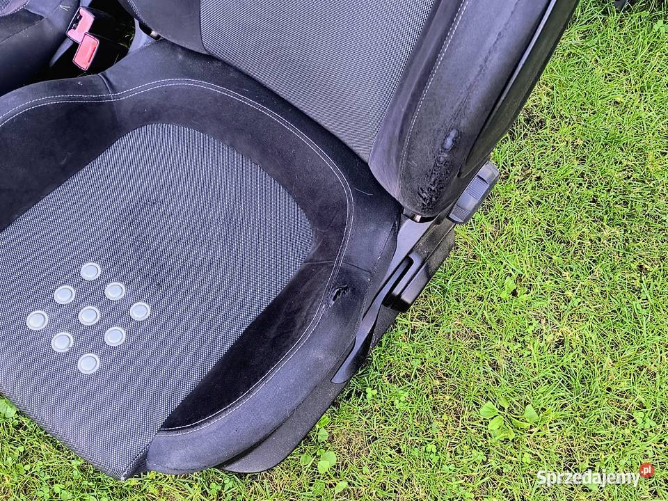 Fiat Grande Punto Sport fotele wnętrze kanapa osobowe Częstochowa