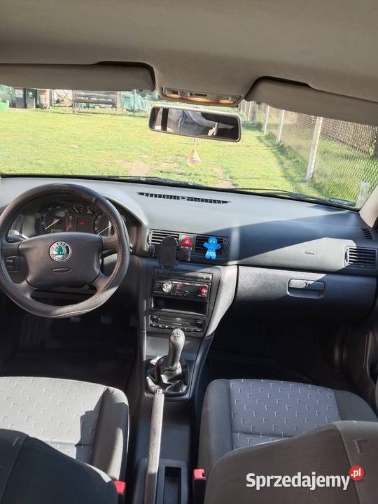 SKODA octavia 16 MPI Sedan Zadbana opolskie Bierawa
