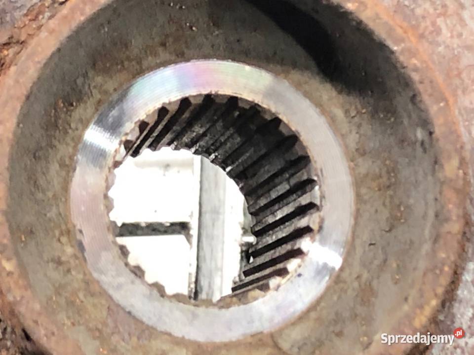 ZWROTNICA PRAWY PRZÓD TOYOTA COROLLA E18 16 132