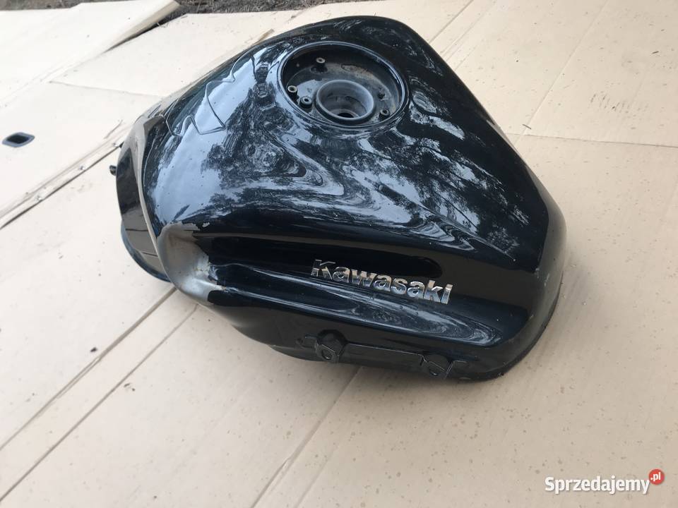 Kawasaki z1000 SX zbiornik paliwa iszkodzony Otwock