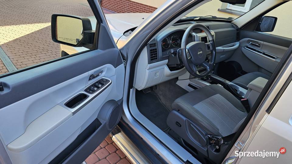 Jeep Cherokee IV 28 177 KK 4X4 4WD 2008r Automat Rok produkcji 2008 Zarszyn