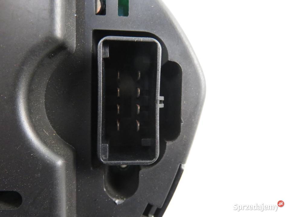 LICZNIK SKODA FABIA I SEDAN 14 16V 6Y0920860L