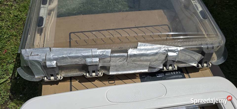 Okno dachowe do przyczepy kempingowej 700 x 500 Burstner dolnośląskie Jelenia Góra