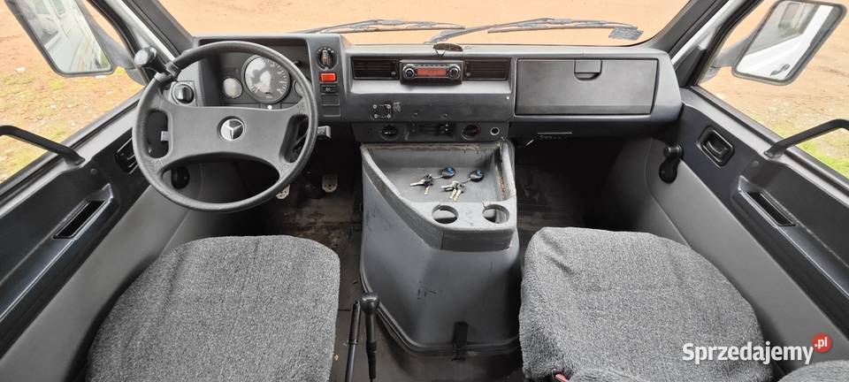 Mercedes Benz MB100D 1994r 9 osobowy kamper nieuszkodzony Kraków