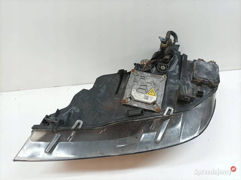 LAMPA PRZÓD PRAWA XENON EU USZKODZONA Bmw X5 II świętokrzyskie sprzedam