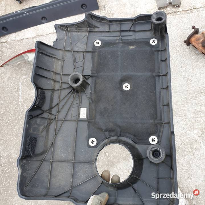 HYUNDAI IX35 17 CRDI POKRYWA OSLONA SILNIKA Łochowice