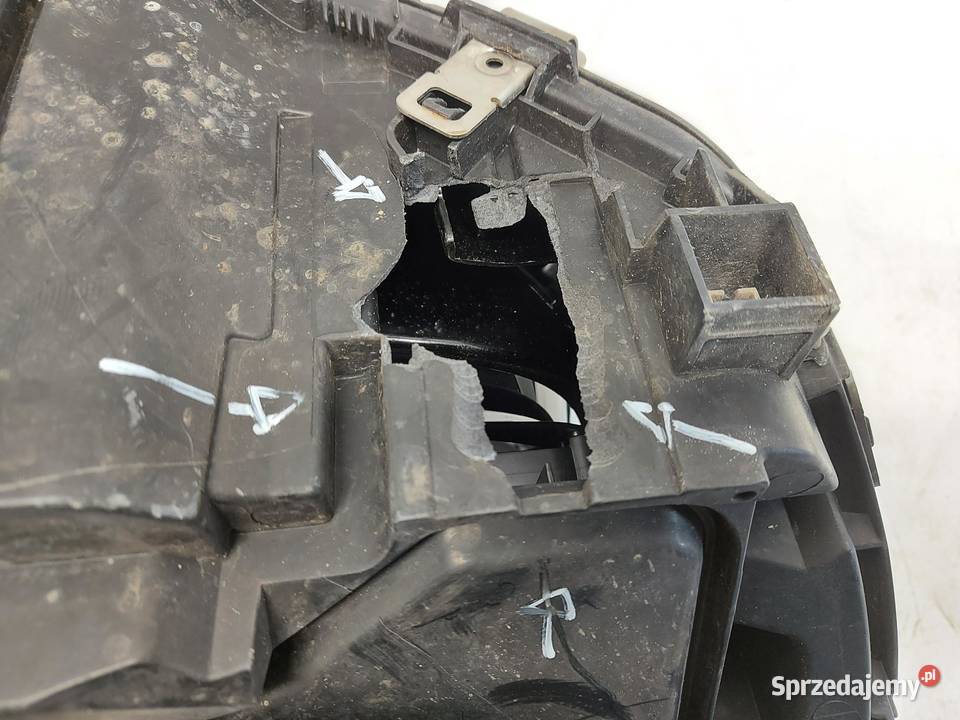 MERCEDES W205 Lampa przód lewa LED RHD UK