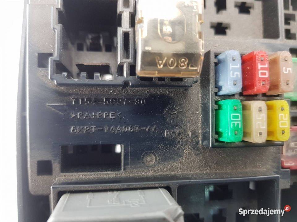 SKRZYNKA BEZPIECZNIKÓW 8X2T14A003AA JAGUAR XF I Lipno