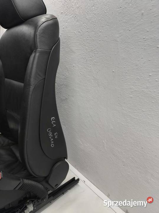FOTEL PRAWY PRZÓD SKÓRA GRZANY BMW E61
