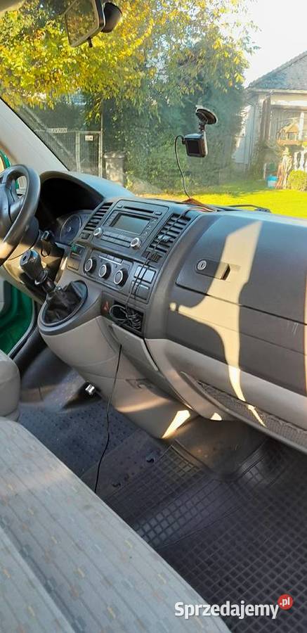 Sprzedam vw t5 doka 2011 salon Polska Rok produkcji 2011 wielkopolskie Wronki sprzedam