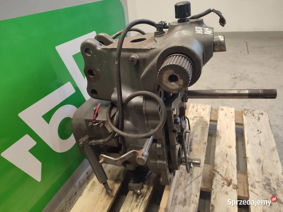 PTO Valtra N163 TB0101 Wilkowo sprzedam