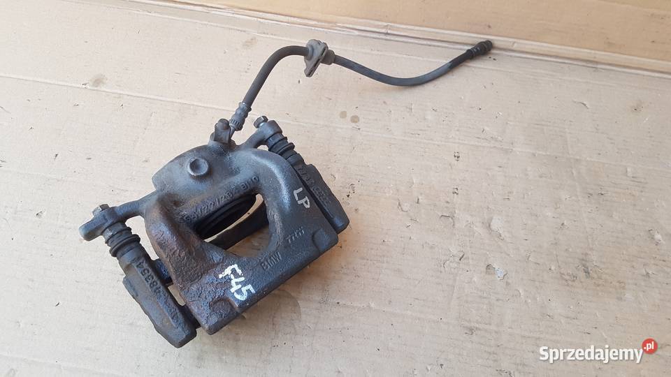 BMW 218d seria 2 F45 Active Tourer zacisk Legnica