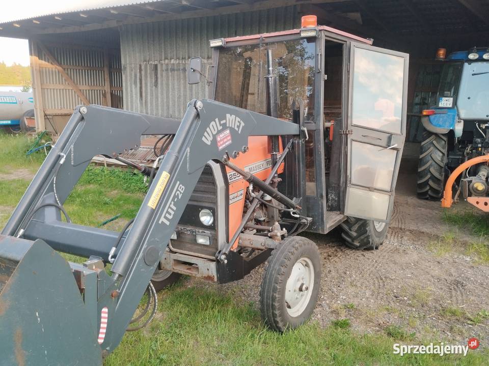 Massey Ferguson 255 Niepoczołowice
