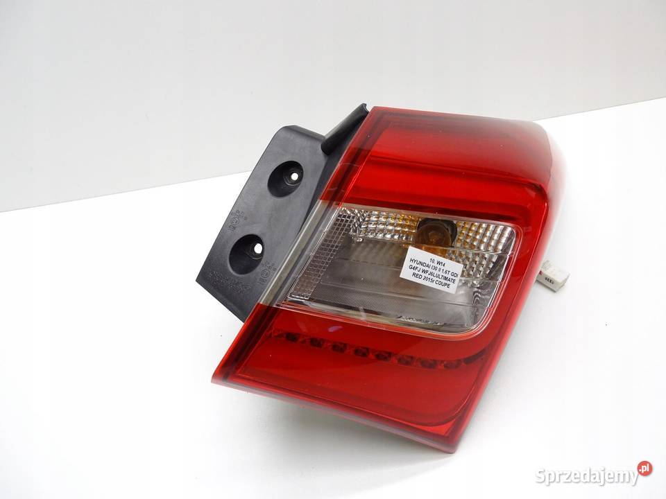 LAMPA PRAWY TYŁ PRAWA TYLNA 92402A50 HYUNDAI I30