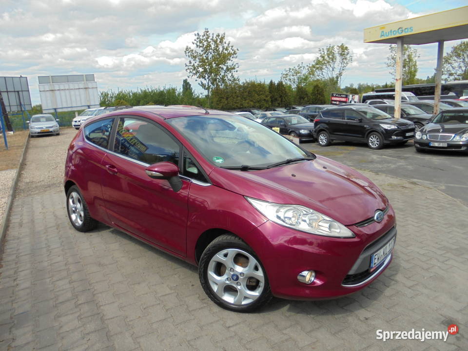 FORD FIESTA Mk7 125 82 radio Bydgoszcz