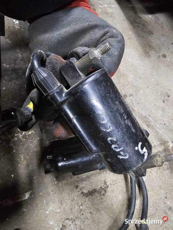 Kawasaki GPZ 600 cewki zapłonowe cewka zapłonowa sprzedam