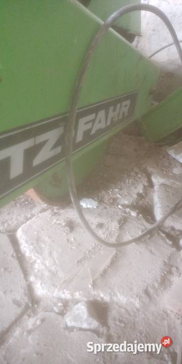 Sieczkarnia kukurydzy jednorzędowa DeutzFahr Cyców