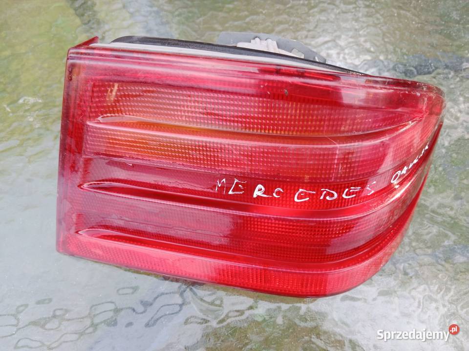 Lampa prawa tył mercedes W210 Oświetlenie Sławno